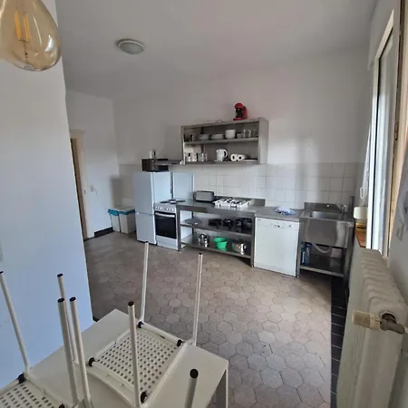 2 Og Rechts Penzini Monteurzimmer D Durlach Fuer 6 Personen