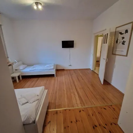 2 Og Rechts Penzini Monteurzimmer D Durlach Fuer 6 Personen